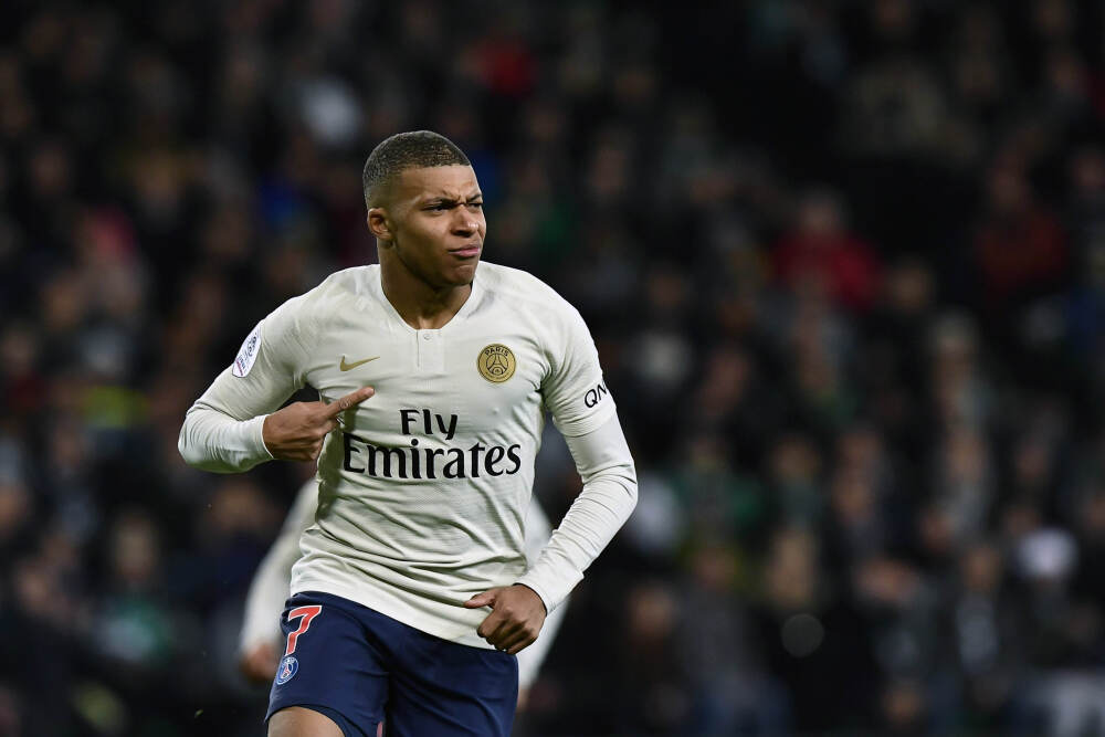 普京核动力巡航导弹完成测试，飞行的切尔诺贝利如何改变世界？